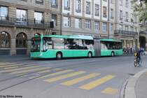 BVB Nr. 712 (Mercedes CitaroII O530G CNG) am 30.7.2015 bei der Haltestelle Schifflände