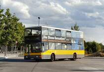 Doppeldeckerbus am S�dkreuz,
BERLIN JULI 2008