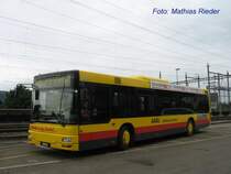 MAN der AAGL Auto AG Liestal hat auf dem Parkplatz von der Abbruchfirma Pause, am 12.07.08 Kaiseraugst