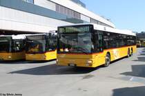 Postauto/Regie Bern Nr. 652 (MAN A25) am 3.8.2015 beim Bhf. Bern