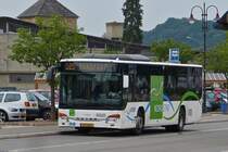. VS 1212, Setra S 415 NF, von Voyages Simon aus Diekirch mit der Werbung als Nordstadtbus aufgenommen am Bahnhof in Diekirch am 10.08.2015.