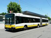 Schaffhausen - Volvo-Hess Gelenkbus Nr.8 SH 38008 unterwegs auf der Linie 3 in Schaffhausen am 28.06.2008