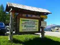 Bushaltestelle Mörtschach Asten Sadnighaus am 30.8.2015. Auch diese Haltestelle wird wahrscheinlich dem Sparkurs des Landes zum Opfer fallen.