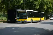 B-RG 8621 fährt am 03.08.2014 für die S-Bahn Berlin Schienenersatzverkehr zwischen S-Bahnhof Olympiastadion und Rathaus Spandau. Aufgenommen wurde ein Mercedes Benz Citaro Facelift / Glockenturmstraße Berlin.
