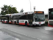 HHA 1005 MB O 530 II auf Linie 142, Bf. Harburg am 14.07.15