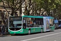 Mercedes Citaro 7012 auf der Linie 36 fährt zur Haltestelle am Badischen Bahnhof. Die Aufnahme stammt vom 07.09.2015.