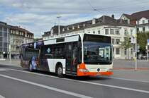Mercedes Citaro 77 Moonliner auf der Linie 4 fährt zur Haltestelle beim Bahnhof Solothurn. Die Aufnahme stammt vom 05.09.2015.