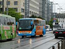 Flixbus Setra Reisebus am 13.09.15 in Frankfurt am Main Hbf