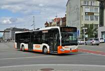 Mercedes Citaro 97 auf der Linie 9 verlässt die Haltestelle beim Bahnhof Solothurn. Die Aufnahme stammt vom 05.09.2015.