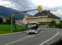 Hier zu sehen ist ein VDL Citea der OGV unterwegs auf der Kfl. 5021 als Kurs von Dellach im Drautal Gemeinde nach Oberdrauburg Bahnhof. Aufgenommen am 15.9.2015 zwischen den Haltestellen Dellach im Drautal Gemeinde und Dellach im Drautal West.