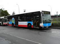 HHA 2626 MB O 530 II auf Linie 142, Bf. Harburg am 14.07.15