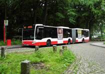 HHA 7430 MB O 530 C2 G auf Linie 443, Majestätische Aussicht am 14.07.15