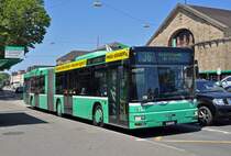 MAN Bus 754 auf der Linie 36 bedient die Haltestelle am Badischen Bahnhof. Die Aufnahme stammt vom 10.07.2015.