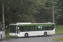 Wagen 13-8326 der RVE auf der Linie 126 in Chemnitz, Schönau. (14.7.2015)