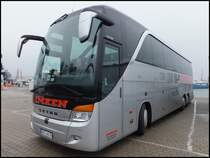 Setra 416 HDH von Imken aus Deutschland im Stadthafen Sassnitz am 26.12.2013