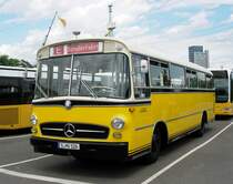 Gast bei Jubl�um 140 Jahre SSB. MB O 322 des Stuttgarter Stra�enbahnmuseum.