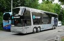 Schner Brummer beim Verlassen des ZOB Stuttgart. Unterwegs in Richtung Istanbul.