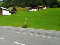 Bushaltestelle Untertilliach Winkl am 9.9.2015. (Kfl. 4416)