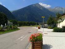 Haltestelle Mallnitz Obervellach Bahnhof (Vorplatz) am 13.8.2015. (Kfl. 5114)