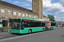 Mercedes Citaro 716 auf der Linie 30 wartet an der Endstation beim Badischen Bahnhof. Die Aufnahme stammt vom 09.07.2015.