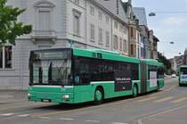 MAN Bus 777 auf der Linie 38 fährt zur Haltestelle am Wettsteinplatz. Die Aufnahme stammt vom 08.08.2015.