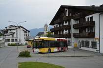 Alpinbus nach Bargis an der Post in Laax