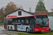 . Mercedes Benz Citaro steht nahe dem Bahnhof in Kochel am Strassenrand. 10.10.2015
