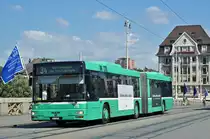 MAN Bus 779 auf der Linie 34 überquert die Mittlere Rheinbrücke. Die Aufnahme stammt vom 21.08.2015.