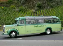 Reisebus Daimler Benz O 3500 von Karl Ulrich Turck in Alken. Der Bus mit 29 Sitzplätzen war von 1953 bis 1962 als Linien- und Reisebus beim Kraftwagenbetrieb Wetterau im Einsatz, anschließend bis 1980 als Fahrschulfahrzeug in Bad Nauheim. (18. Oktober 2015)
