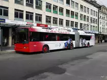 VB Biel - NAW Trolleybus Nr.90 unterwegs auf der Linie 1 in Biel am 24.10.2015