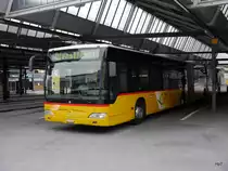 Postauto - Mercedes Citaro  AG  479338 in Bern bei den Postautohaltestellen auf dem Dach des Bahnhof Bern am 11.10.2015