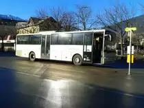 Mercedes-Benz Integro von POSTBUS unterwegs auf der Kfl. 4406 (Lienz Bahnhof - Nikolsdorf Nörsach) am 7.12.2015 an der Haltestelle Lienz Bahnhof.