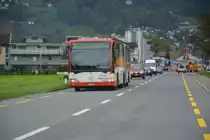 SZ-70422 (Mercedes Benz Citaro G) fährt am 08.10.2015 auf der Linie 2. Aufgenommen vor der Ortschaft Ibach / Schwyz.
