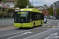 FL-39820 fährt am 08.10.2015 auf Betriebsfahrt durch Vaduz. Aufgenommen wurde ein MAN Lion's City CNG / Vaduz Aeulestrasse.
