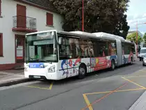 Strasbourg 17/09/2015 : einer der neuen Urbanway 18 CNG auf der Linie 15 aufgenommen.