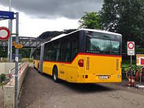 Postauto PU Stuppan Flims, Mercedes-Benz Citaro G (Nr. 4/GR 80411, 2001, ex. PU Eurobus Arbon) am Mo 21. Juli 2014 am Bahnhof Aesch BL. Der Wagen war über mehrere Wochen zusammen mit vielen weiteren Postauto Gelenkbussen (vorwiegend NWCH) im Einsatz als Bahnersatzbus für den S3 Abschnitt Aesch-Laufen. 
