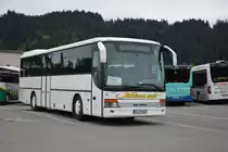 Dieser Setra S 315 UL (OA-KM 644) steht am 11.10.2015 in Sonthofen.
