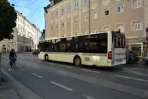 Am 12.10.2015 fährt I-917IVB auf der Linie J. Aufgenommen wurde ein Mercedes Benz Citaro Facelift / Innsbruck Marktplatz.
