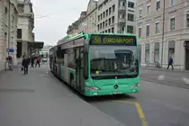 Am 13.10.2015 steht dieser Mercedes Benz Citaro G Facelift CNG (BS-6660) vor dem Bahnhof Basel SBB.
