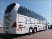 Neoplan Starliner vom Reisedienst Zumstrull aus Deutschland im Stadthafen Sassnitz am 22.04.2014