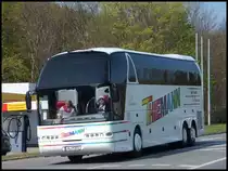 Neoplan Starliner von Thiemann aus Deutschland in Sassnitz am 26.04.2014