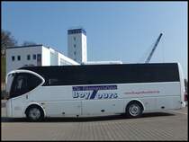 Mercedes Sundancer von BoyTours aus Deutschland im Stadthafen Sassnitz am 26.04.2014