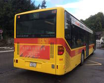 BLT Oberwil, Mercedes-Benz Citaro (Nr. 96/BL 7143, 2001) am Mi 23. September 2015 bei der Haltestelle Bretzwil BL, Dorf. 