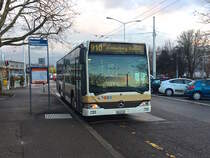 AZZK Zollikon, Mercedes-Benz Citaro (Nr. 51/ZH 627751, 2004) am Mi 9. Dezember 2015 am Bahnhof Zürich Tiefenbrunnen.