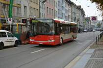 Am 14.10.2015 fährt ZH-730205 auf der Linie 10. Aufgenommen wurde ein Solaris Urbino 12 / Winterthur Stadthausstrasse.
