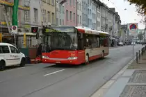 Am 14.10.2015 fährt ZH-730205 auf der Linie 10. Aufgenommen wurde ein Solaris Urbino 12 / Winterthur Stadthausstrasse.
