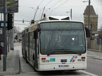Stadtwerke Esslingen Vaan Hool Oberleitungsbus am 13.02.16 in Esslingen ZOB