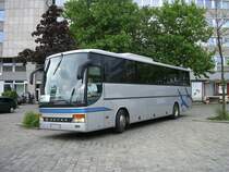 K-Setra aus Lippstadt verl�sst den Dortmunder Busbahnhof.(03.08.2008)