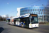 Stadtbus Mainz: Mercedes-Benz Citaro C2 Gelenkbus der MVG Mainz / Mainzer Verkehrsgesellschaft, aufgenommen im Februar 2016 in der Nähe der Haltestelle  Bismarckplatz  in Mainz.
