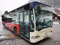Mercedes-Benz O 530 I von Lackner Reisen, unterwegs auf der SVV-Linie 555 (Bad Hofgastein Busbf/Schlossalmbahn - Bad Gastein Grüner Baum), am 13.3.2016 nahe der Haltestelle Bad Gastein Grüner Baum.